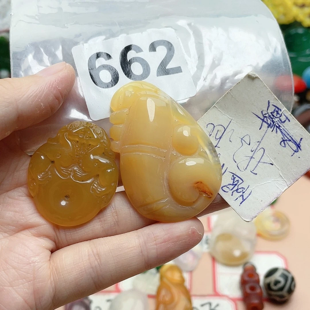 合金颈饰玛瑙/玉髓初*