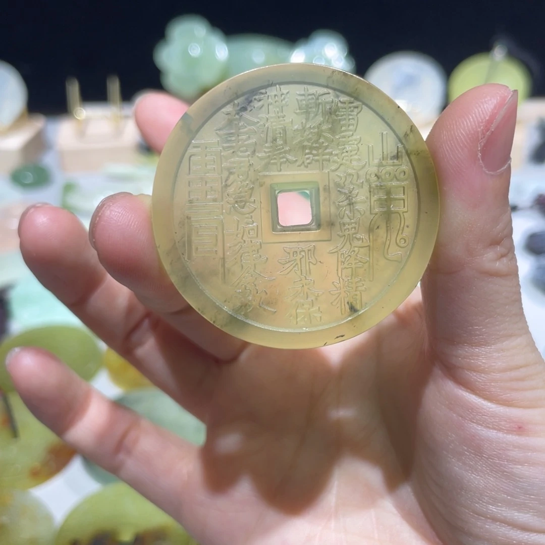 岫玉未镶嵌颈饰18