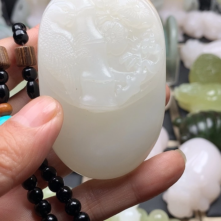 和田玉（青白玉）未镶嵌颈饰