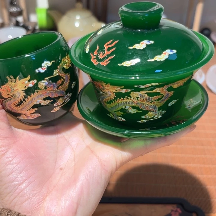 愿****。帝王绿盖碗➕主人杯