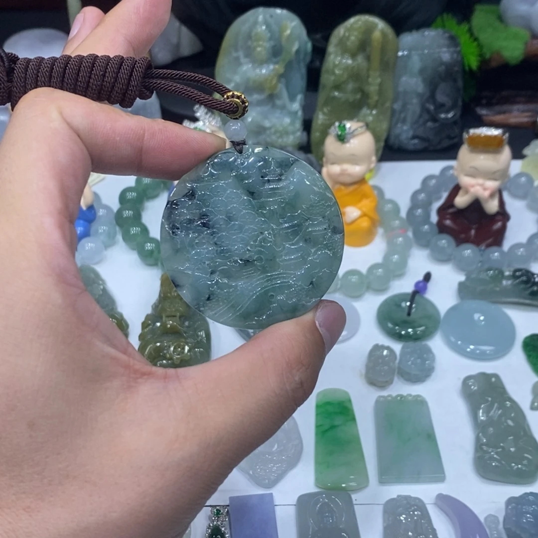 翡翠未镶嵌吊坠(不含链)山水