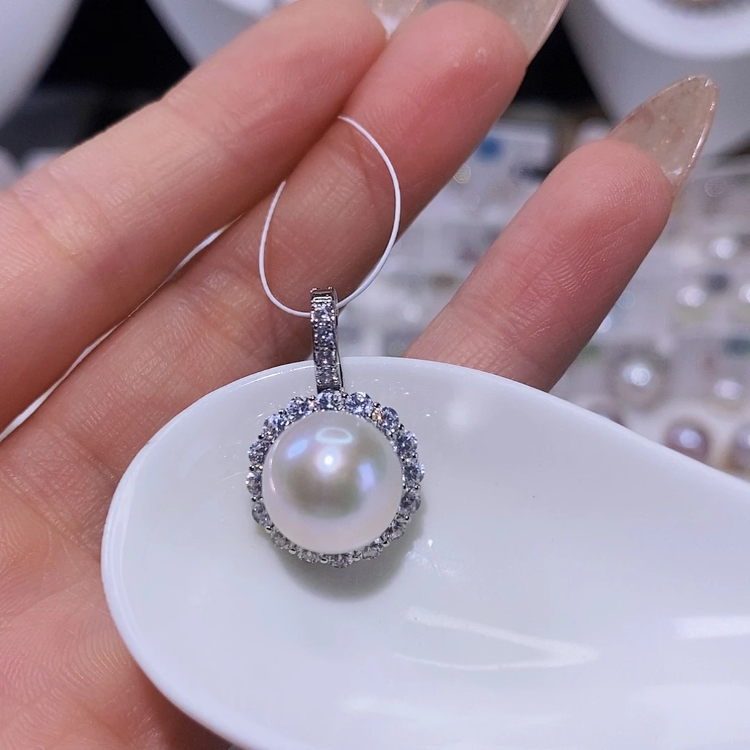 淡水珍珠颈饰合金