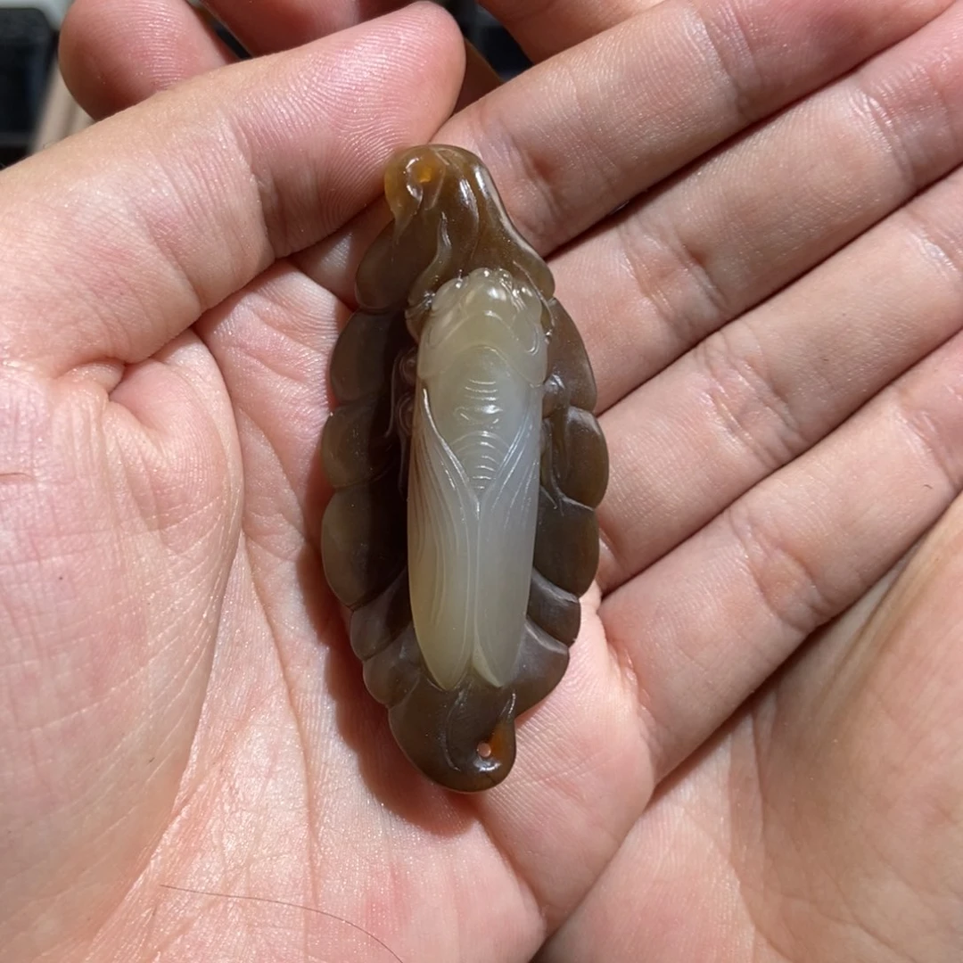 和田玉未镶嵌吊坠(不含链)山**间