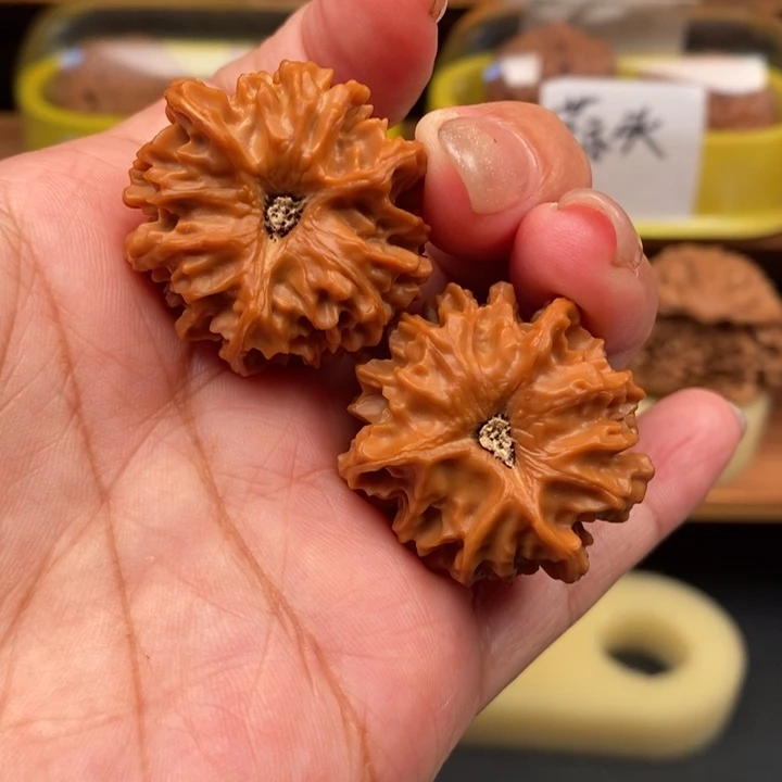 ɞ***༊吊坠文玩核桃33全品三棱