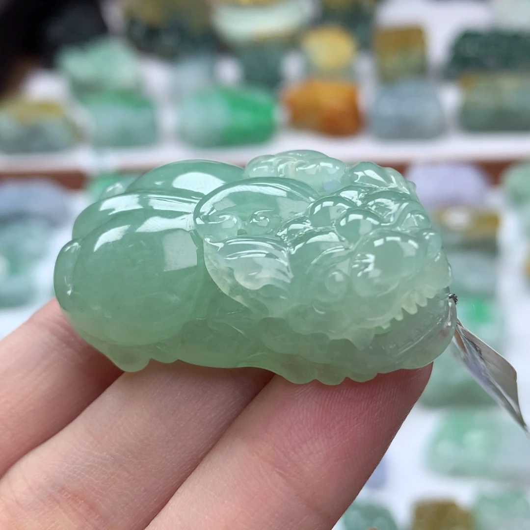 翡翠未镶嵌颈饰翡翠貔貅22
