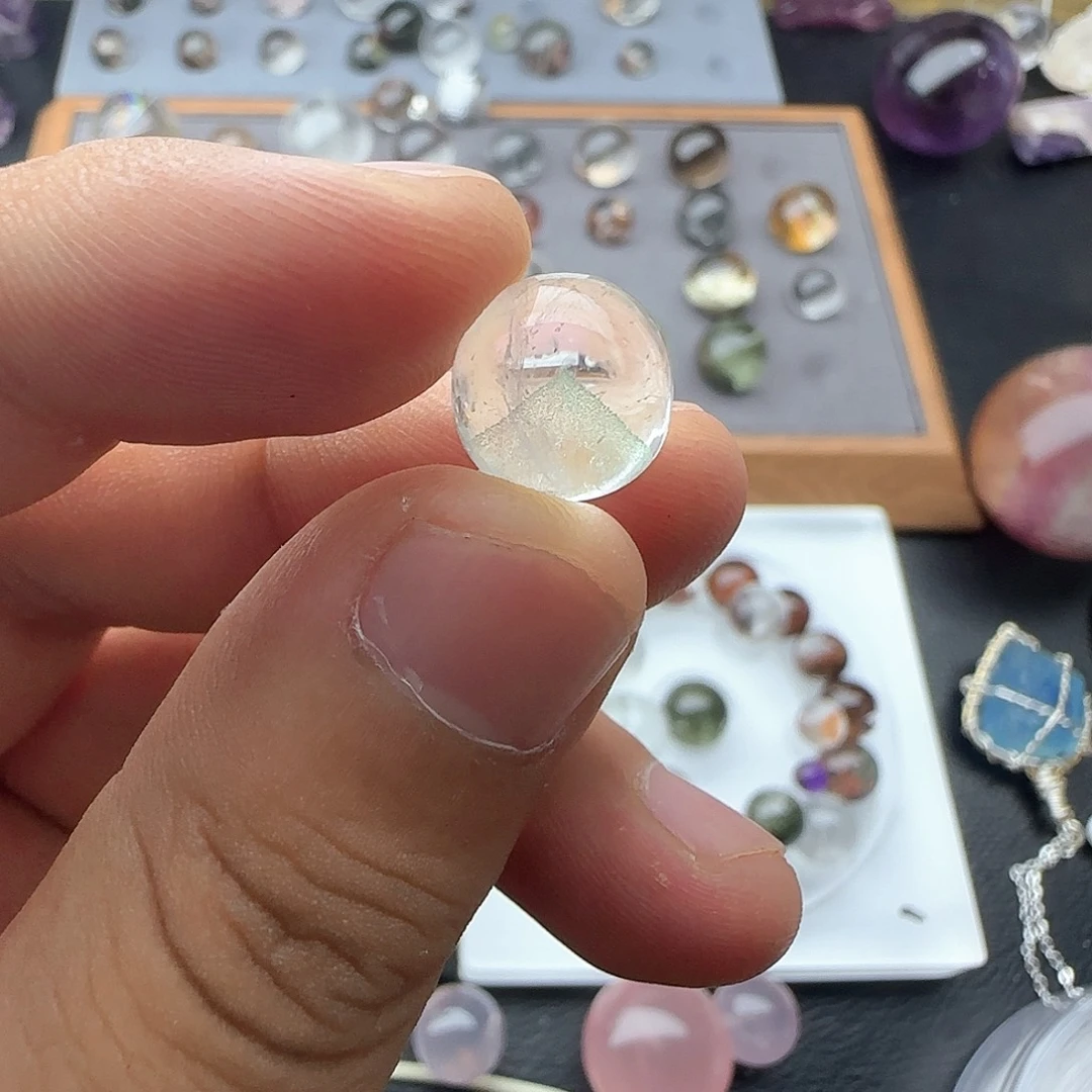 水晶珠宝半成品未镶嵌翠幽灵金字塔11.6mm