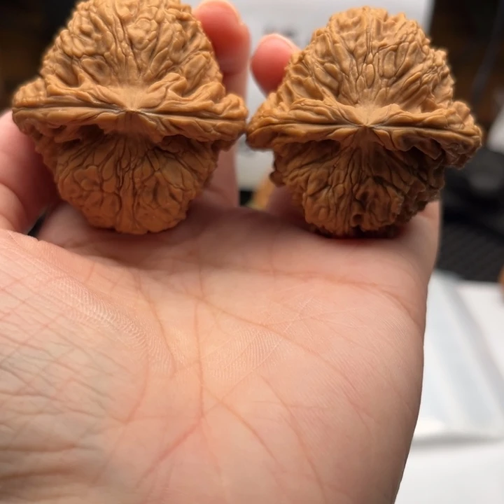 文玩核桃吊坠南疆44