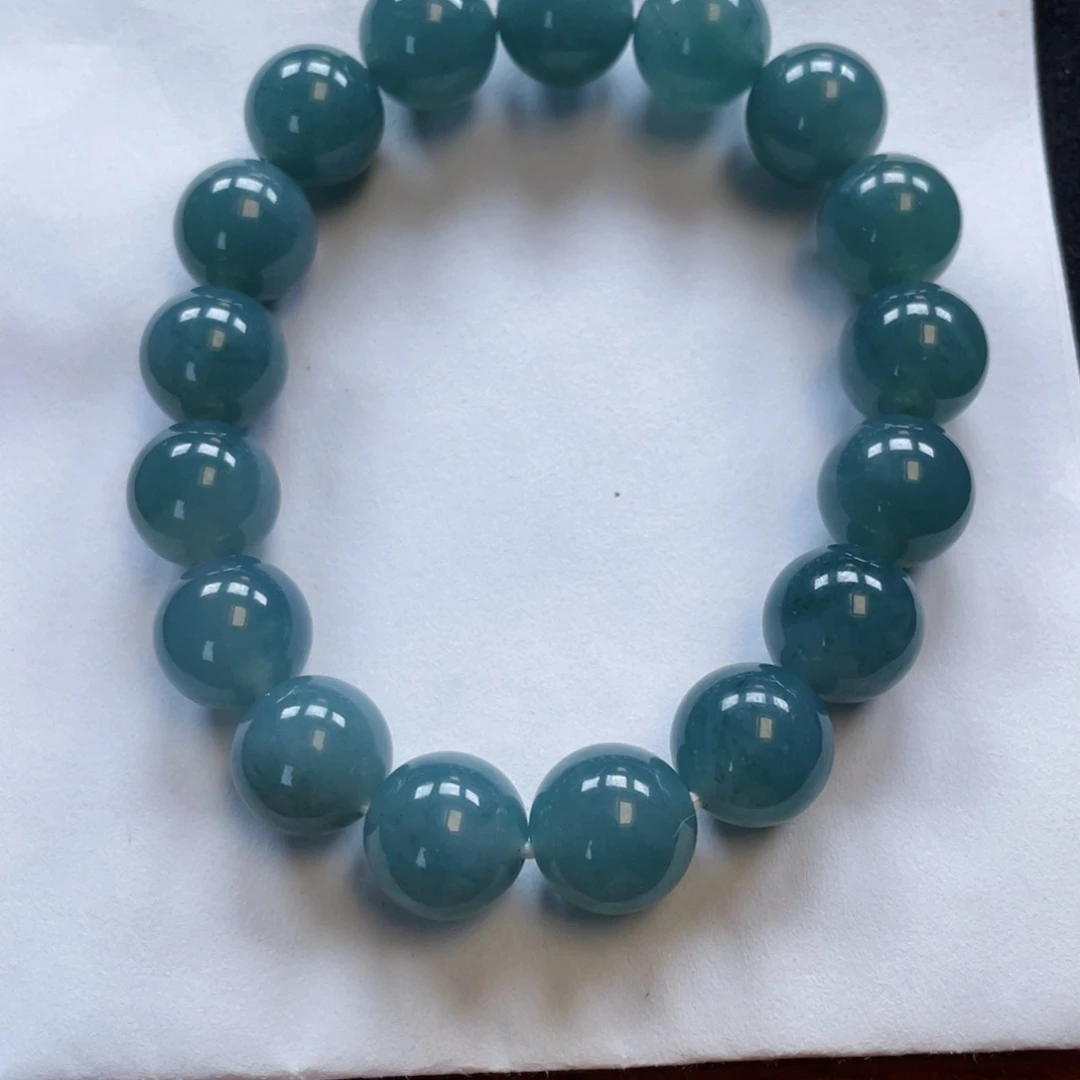 翡翠未镶嵌颈饰串（危料）