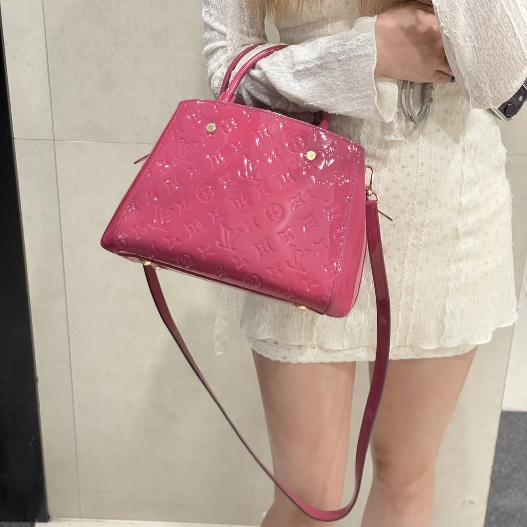 95新 LouisVuitton/路易威登 火龙果色老花蒙田 BB 手提斜挎包
