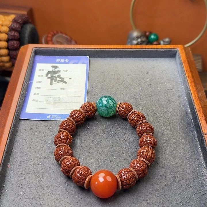 金刚菩提吊坠手串