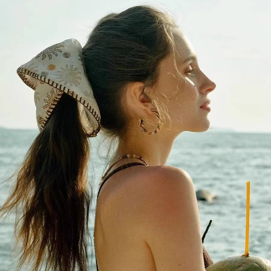 波澜大发圈海滩度假海洋国风民族法式复古锁边太阳花韩版小众