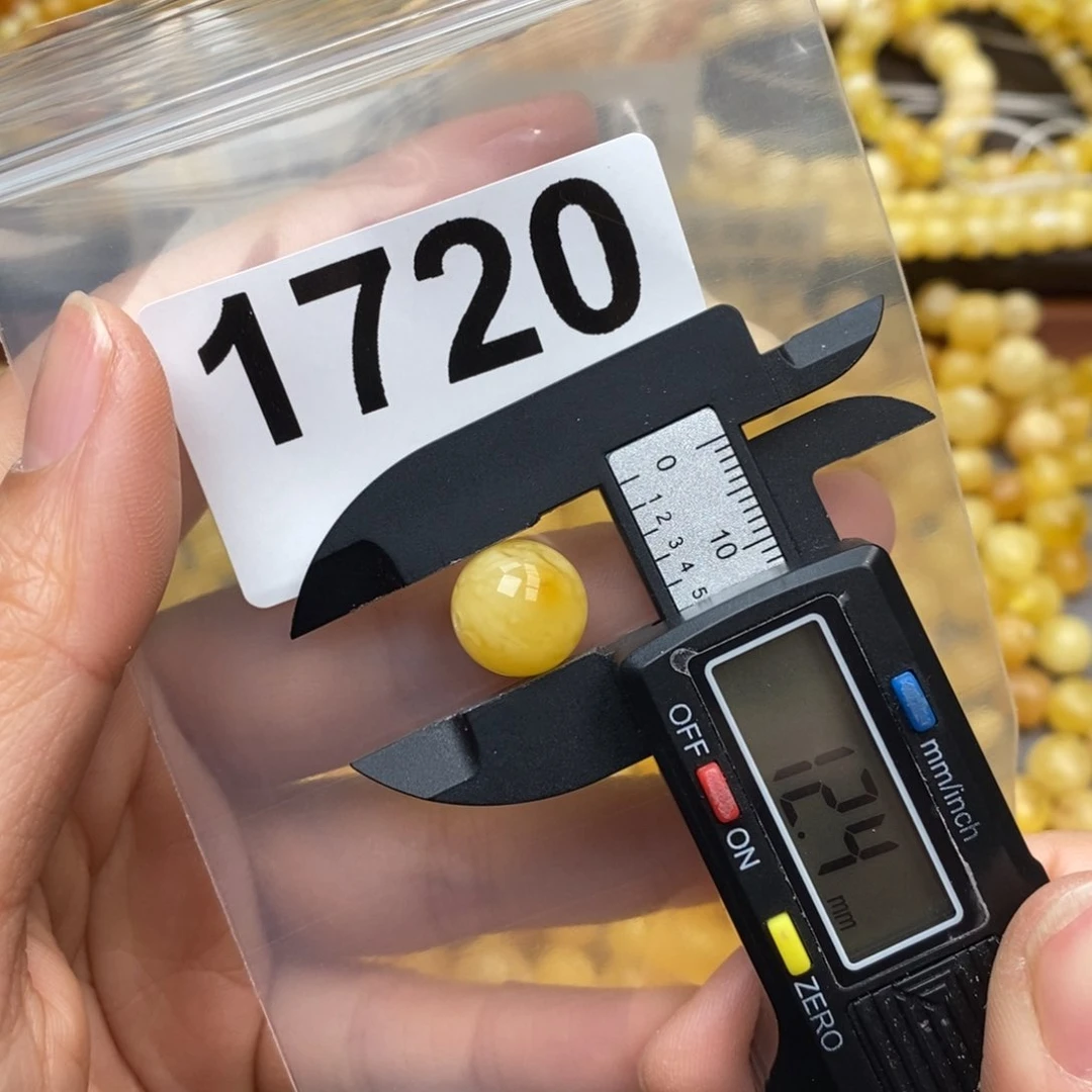 蜜蜡珠宝奇石未镶嵌