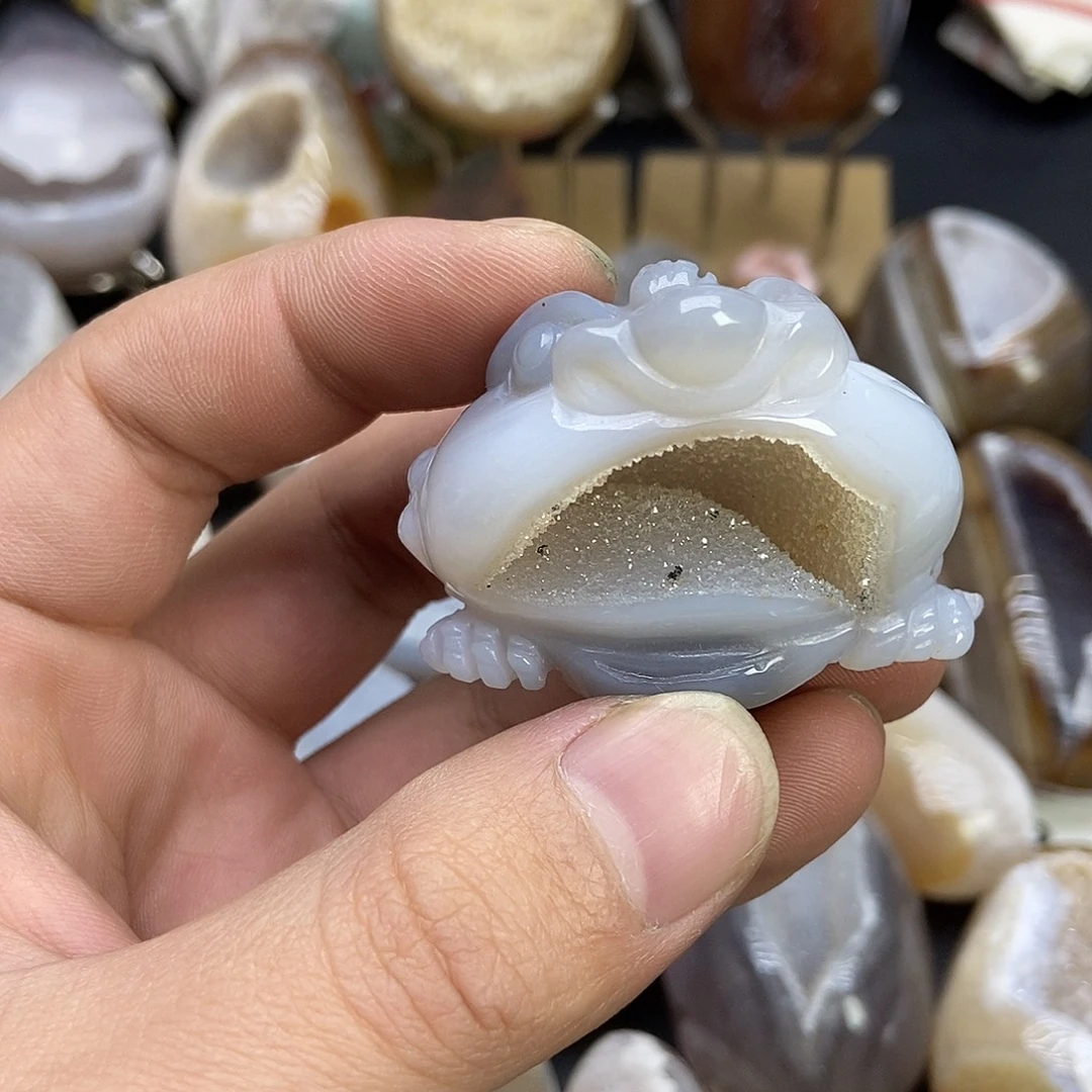 玛瑙/玉髓未镶嵌珠宝奇石