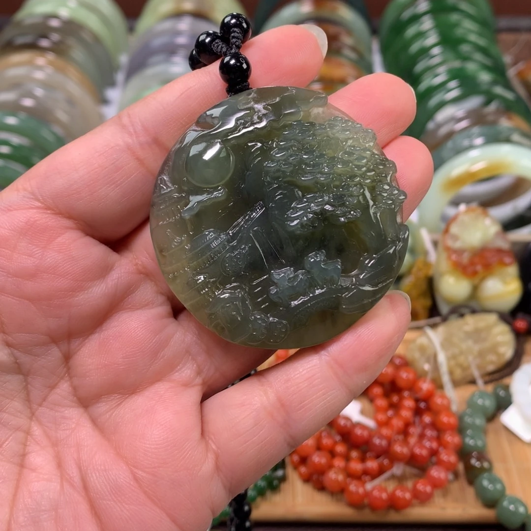 未镶嵌岫玉颈饰吊坠