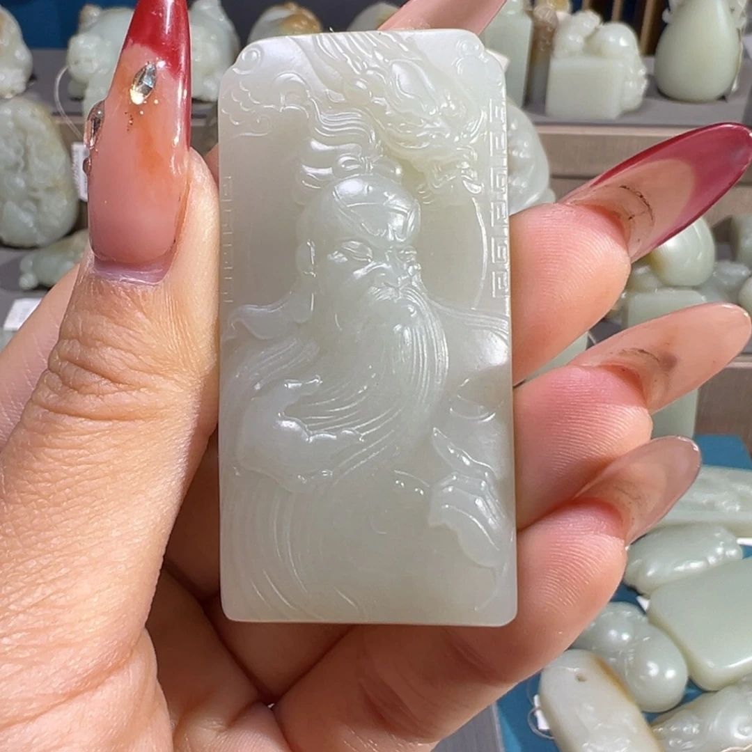 和田玉（糖玉）未镶嵌颈饰