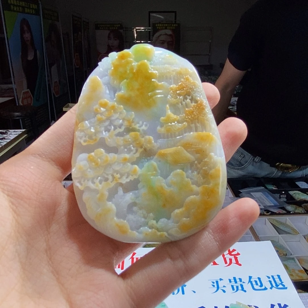 翡翠未镶嵌颈饰翡翠