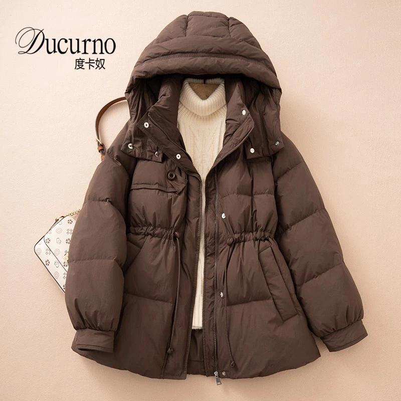 羽绒服女款2025新款冬季今年流行爆款小个子收腰保暖外出新款外套