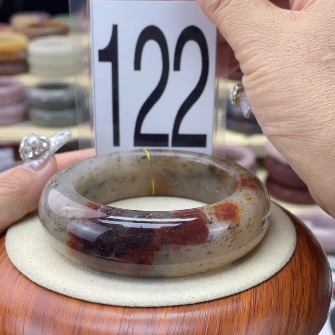 【闪购商品】石英质玉手镯未镶嵌