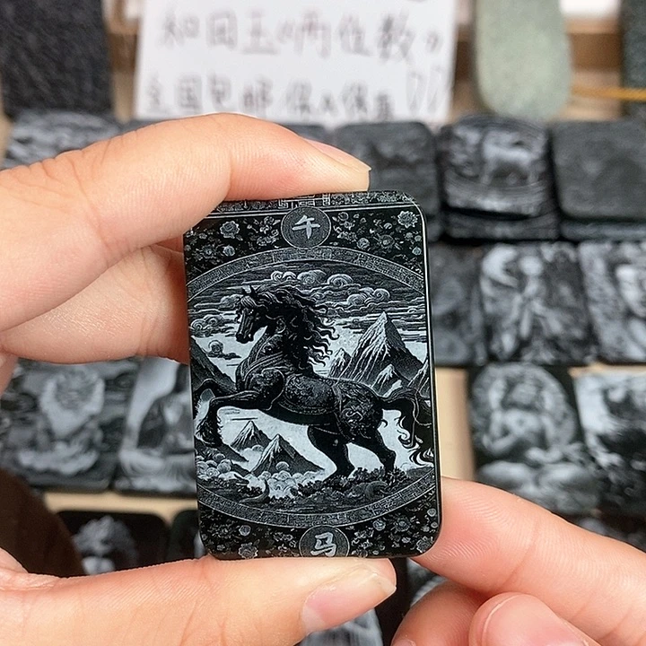 颈饰未镶嵌和田玉