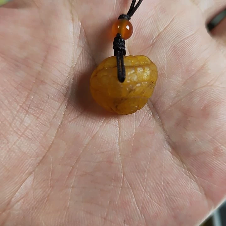 未镶嵌琥珀裸石海漂小挂件
