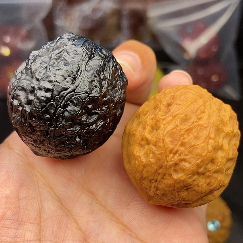 【闪购商品】把件文玩核桃39尺蛇皮元宝