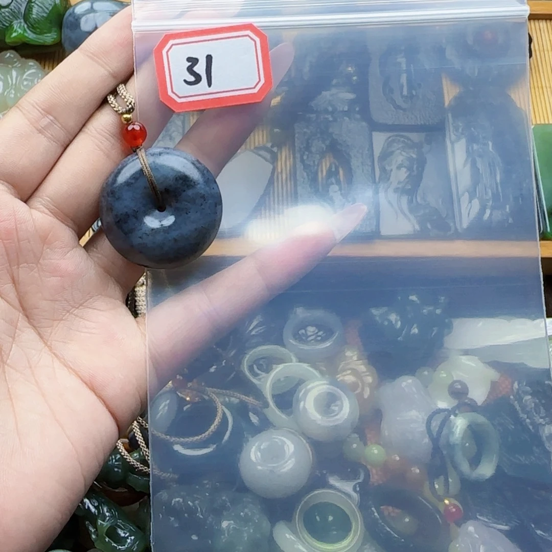 晨***h未镶嵌和田玉珠宝半成品