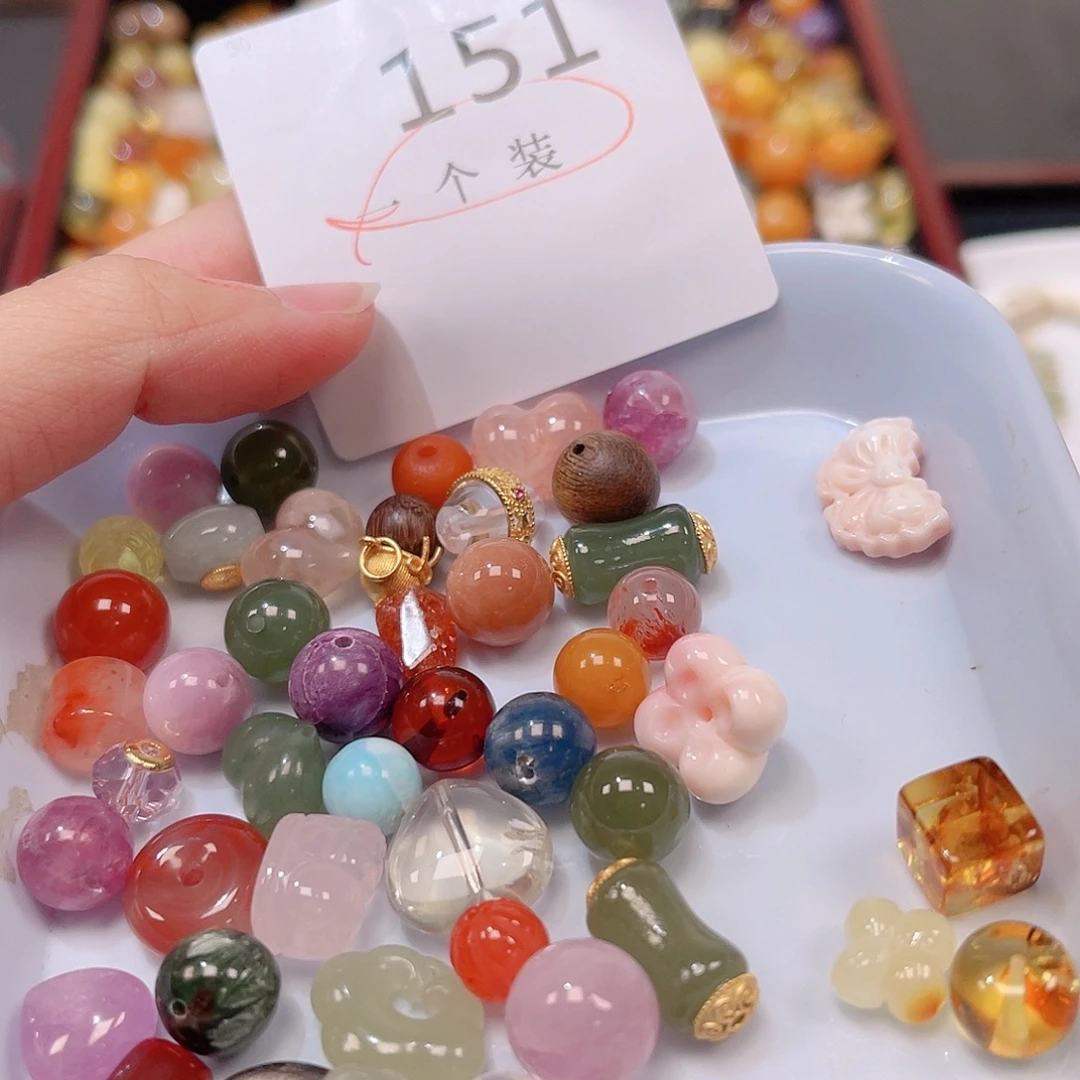 未镶嵌水晶珠宝半成品151 。