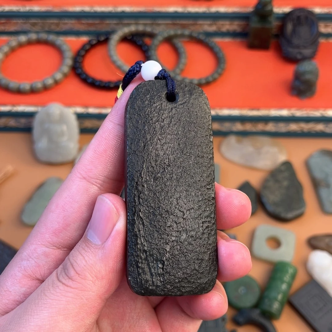 和田玉颈饰未镶嵌张****9