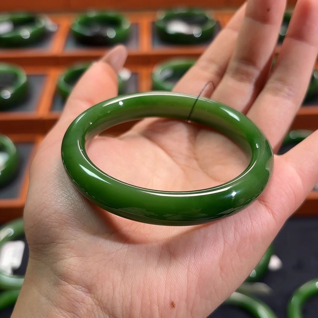 和田玉（碧玉）未镶嵌手镯辣菠菜5455