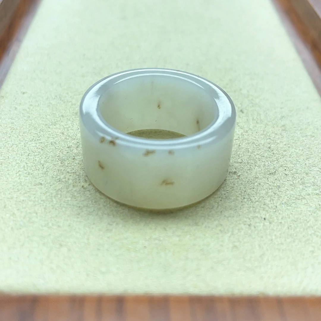 未镶嵌戒指和田玉66特色款宽直切20码