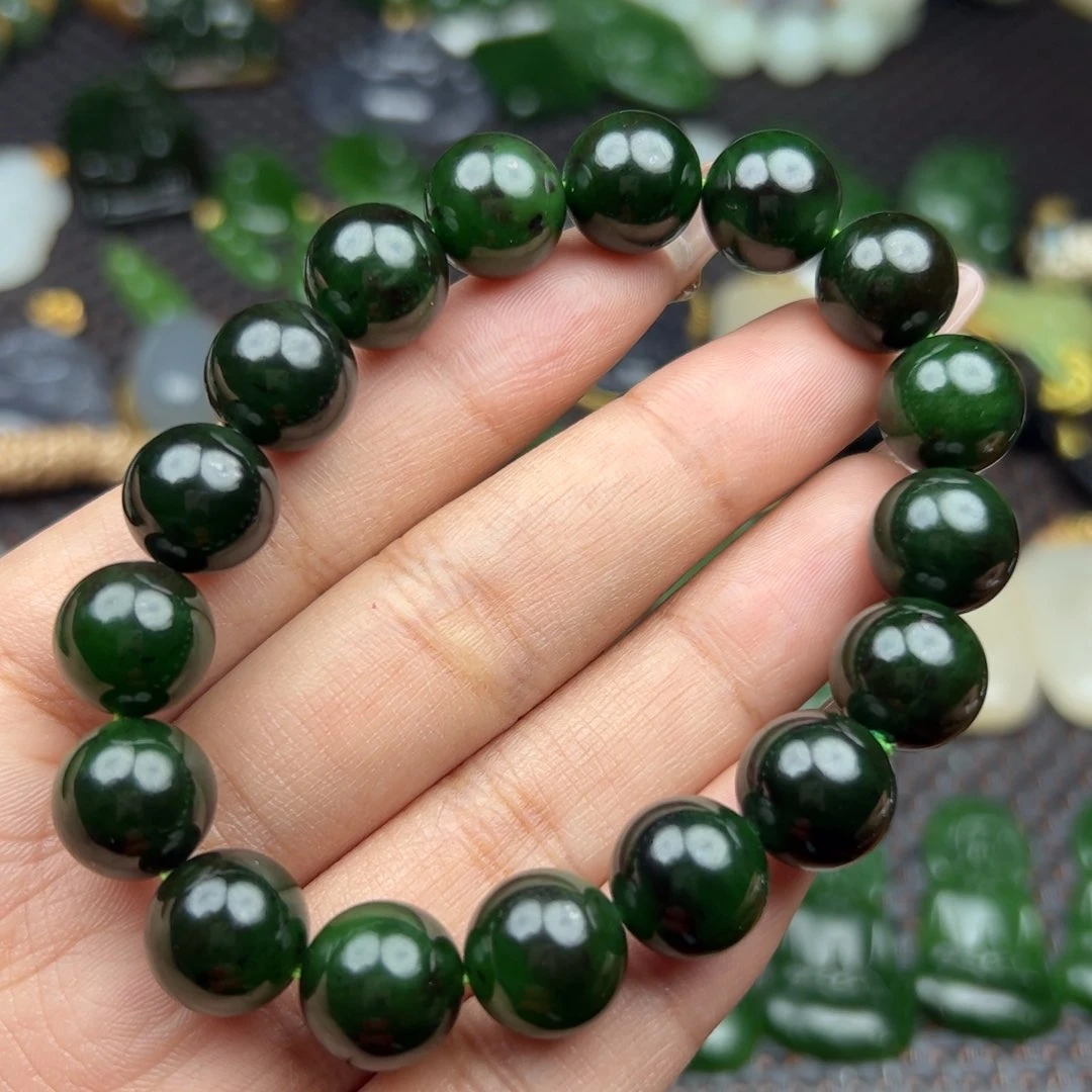 和田玉吊坠未镶嵌