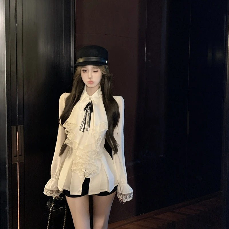 归国千金法式复古宫廷风蕾丝荷叶边衬衫内搭春上衣女上衣显瘦