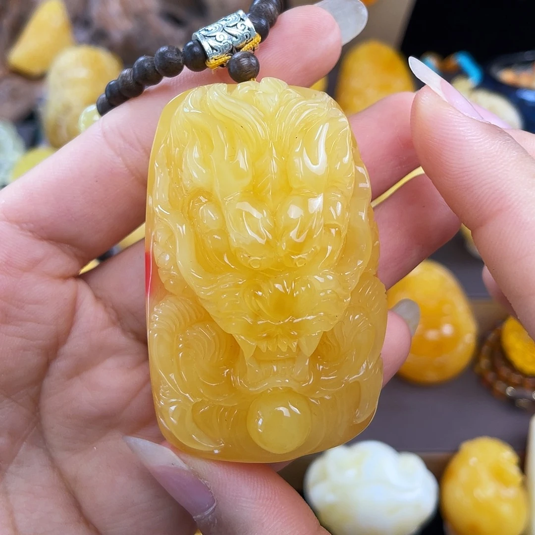 琥珀未镶嵌珠宝奇石