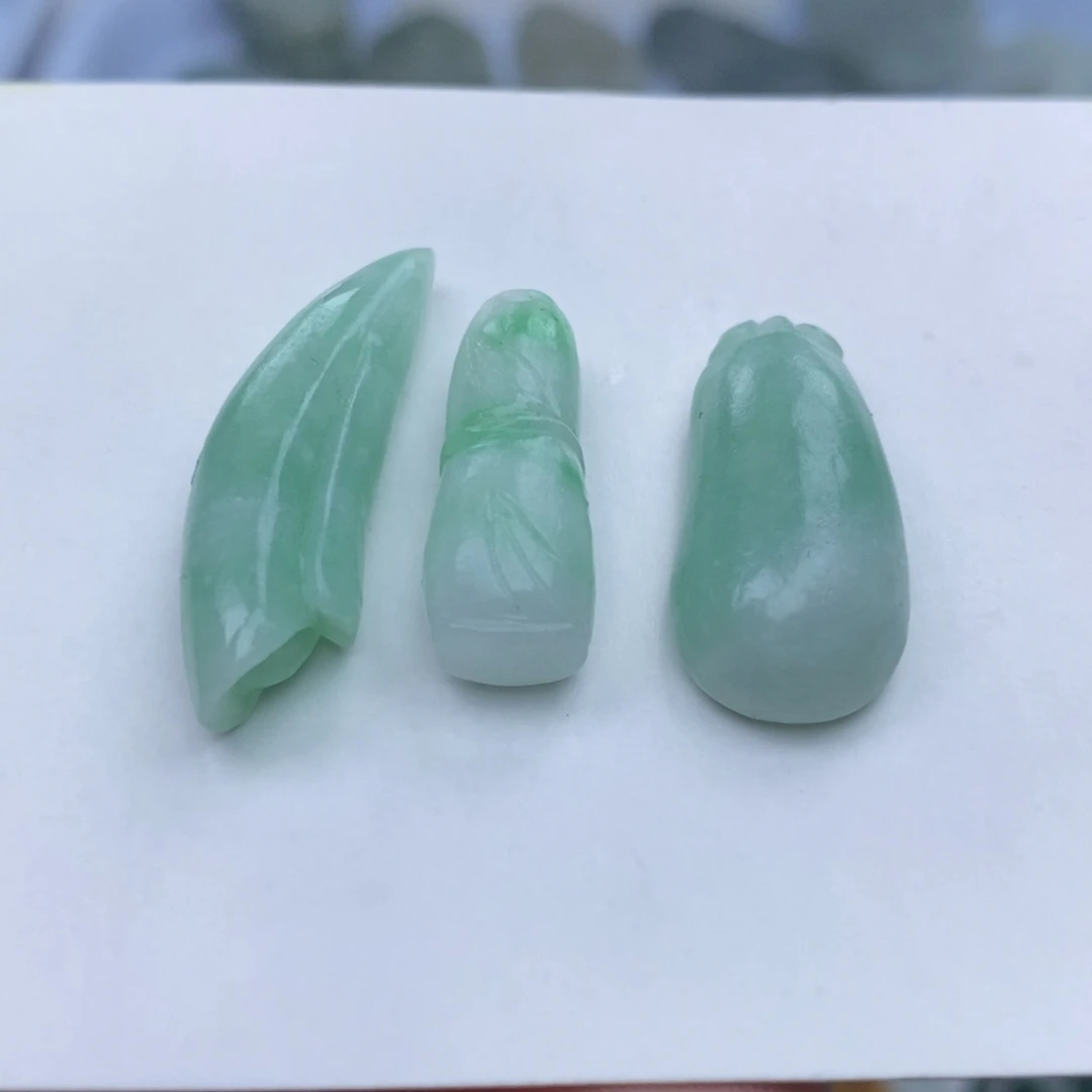 定制翡翠未镶嵌竹