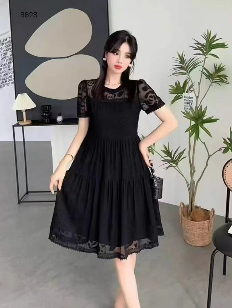 王荣时尚女装烧花连衣裙