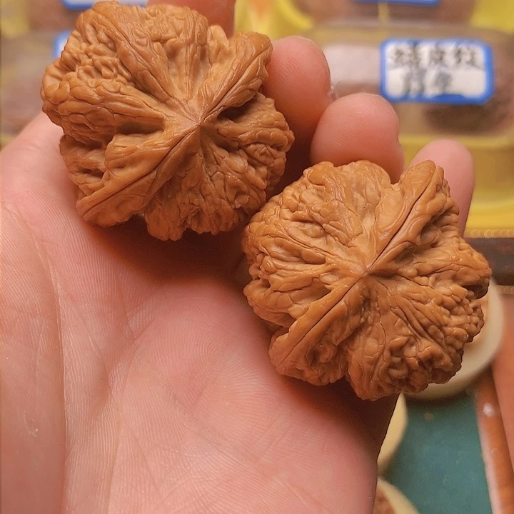 文玩核桃把件45全品大粗筋