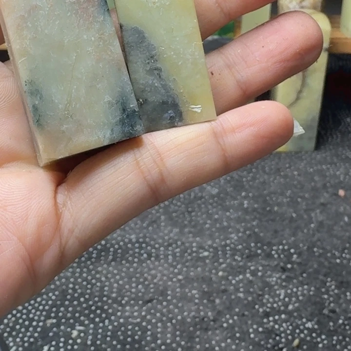 毋***殆老挝石青田老封门冻