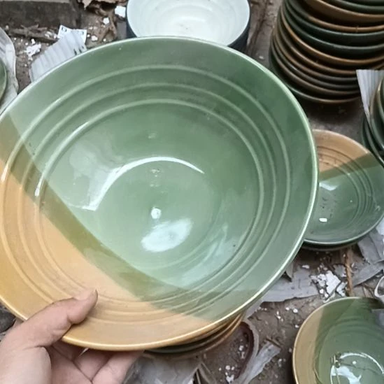 盘瓷器微瑕不退不换两只口径25