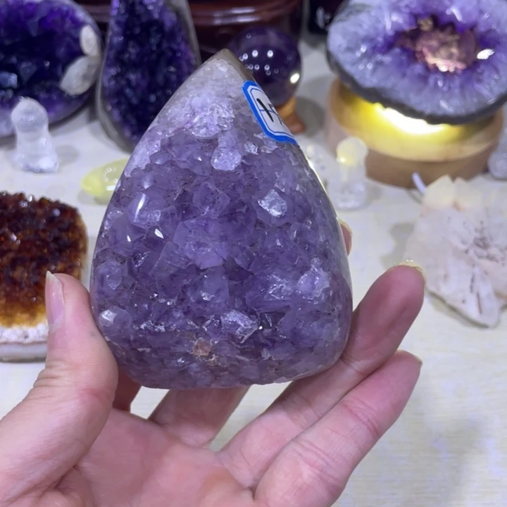 紫晶水晶摆件未镶嵌