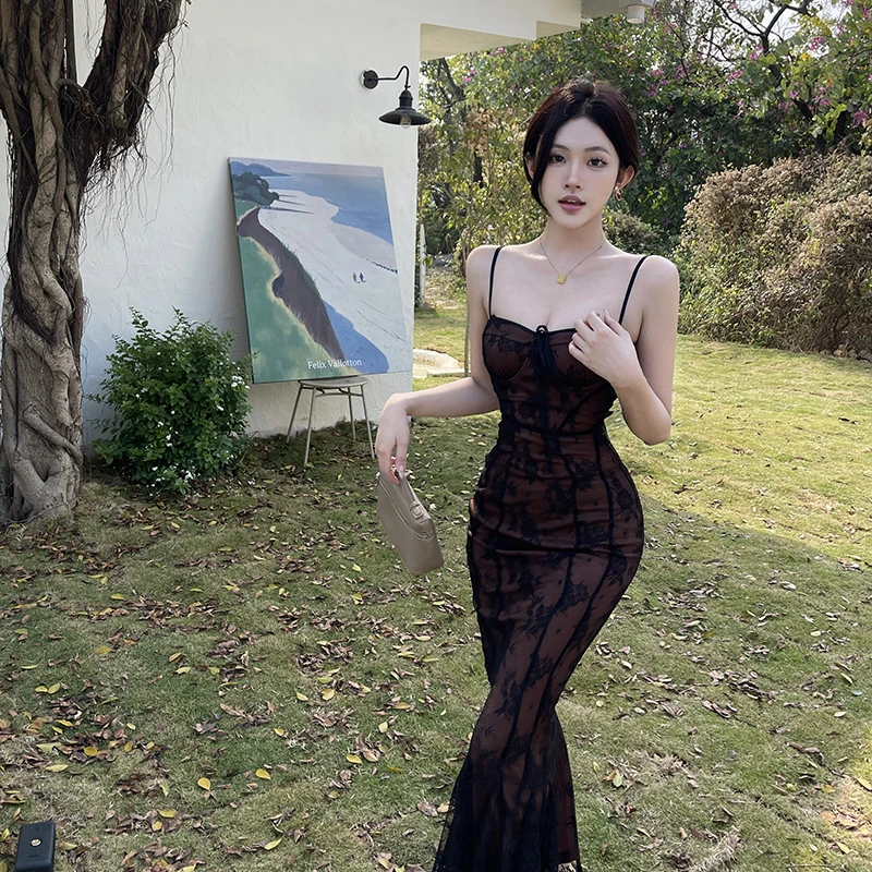 轻熟御姐风蕾丝吊带连衣裙气质纯欲性感修身生日派对包臀鱼尾长裙