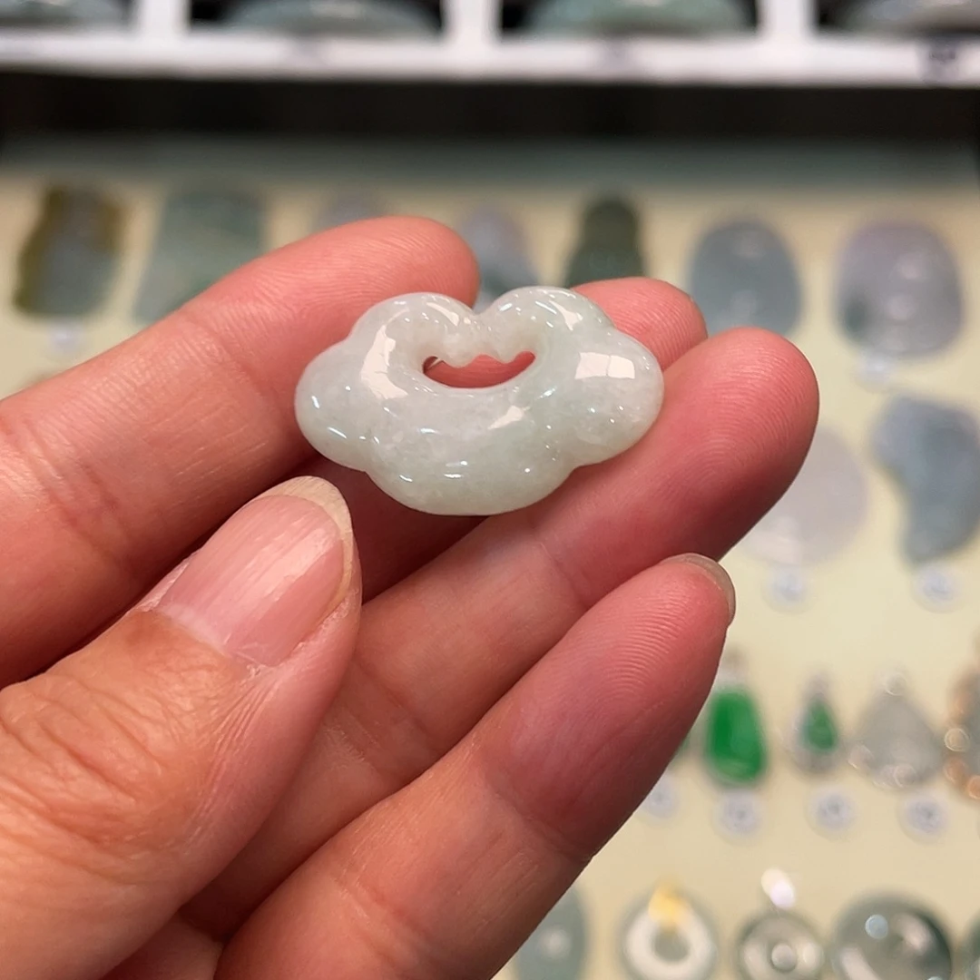 翡翠未镶嵌颈饰天然翡翠