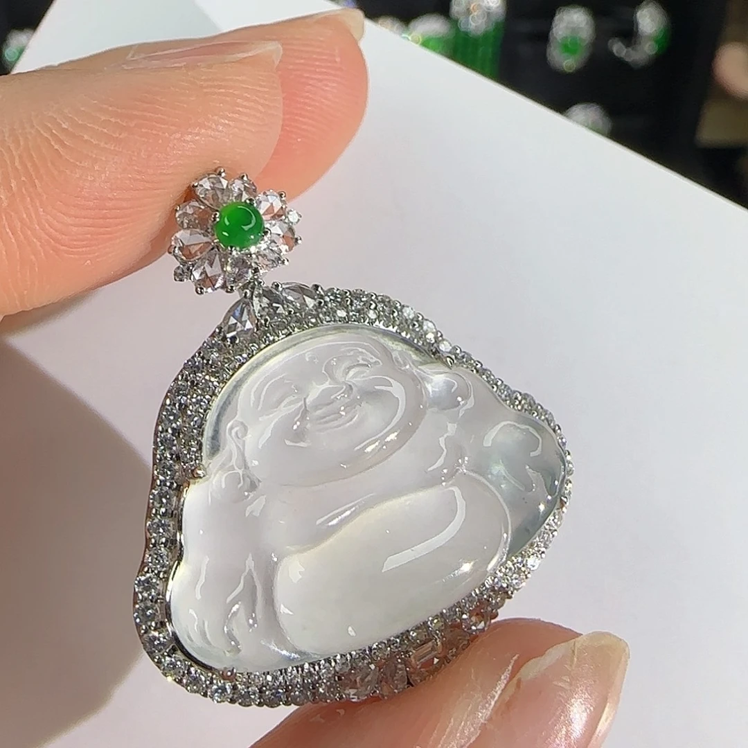 翡翠18K金镶嵌颈饰天然翡翠