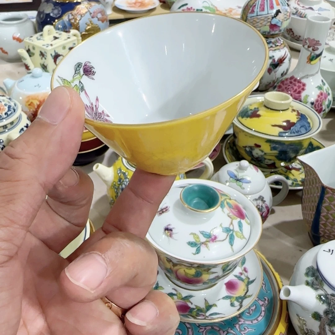 其他手绘瓷器上，手绘瓷器