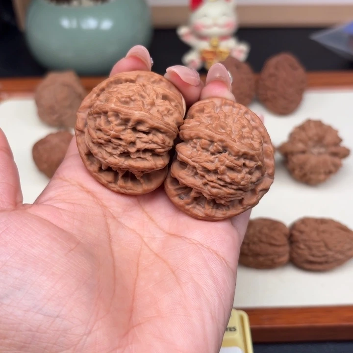 把件文玩核桃全品三角白