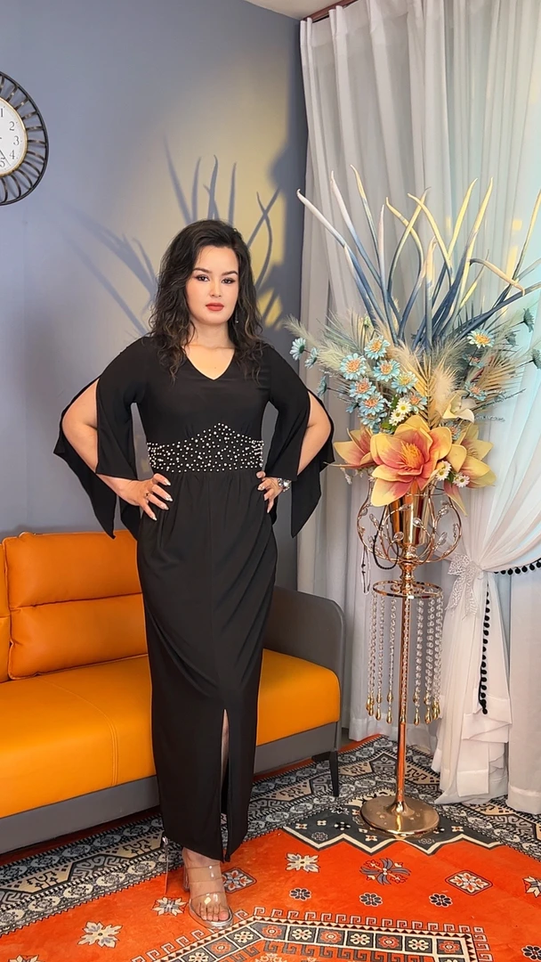 夏季显瘦气质高贵修身优雅中袖长款V领连衣裙