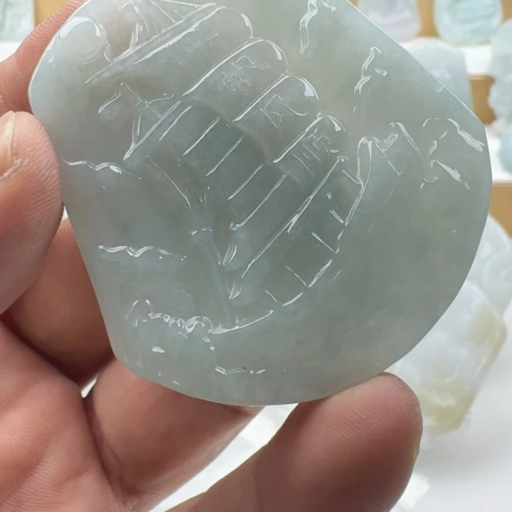 翡翠未镶嵌颈饰天然缅甸A货翡翠
