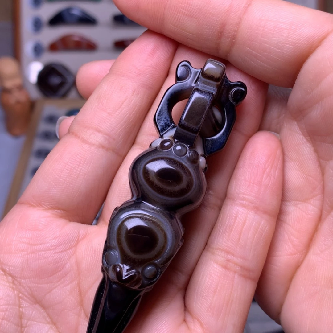 【闪购商品】玛瑙/玉髓珠宝奇石未镶嵌得****子