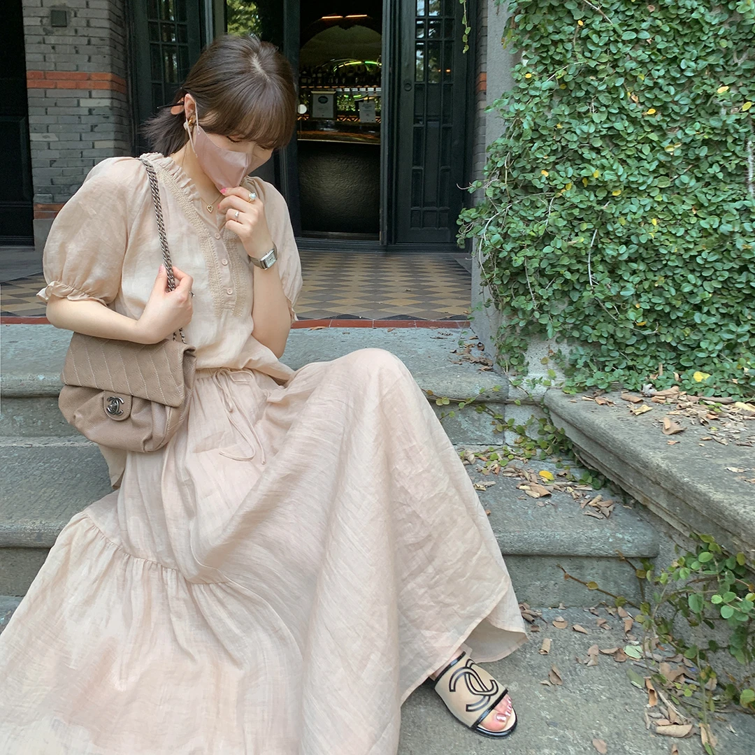 【奥兰多套装】V领荷叶边衬衫女+A字大摆伞裙MD222085