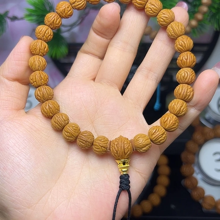 吊坠桃核龙纹桃核手持