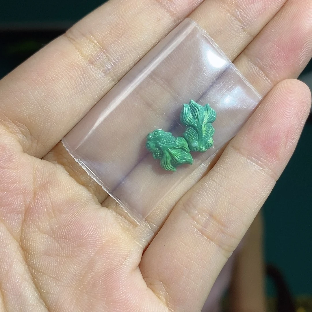 未镶嵌绿松石珠宝奇石